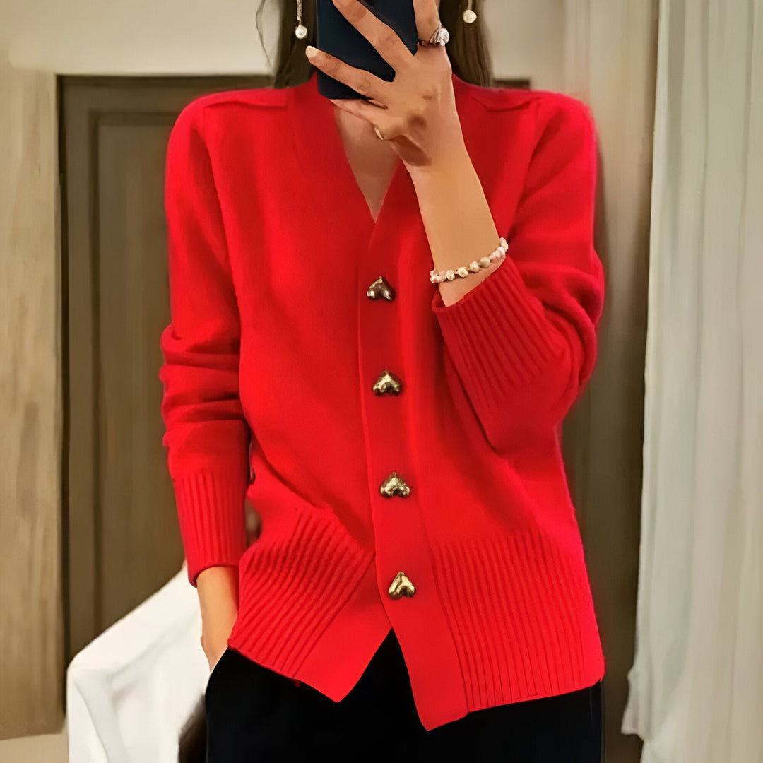 Ciara™ | Elegancki kardigan z serduszkowymi guzikami